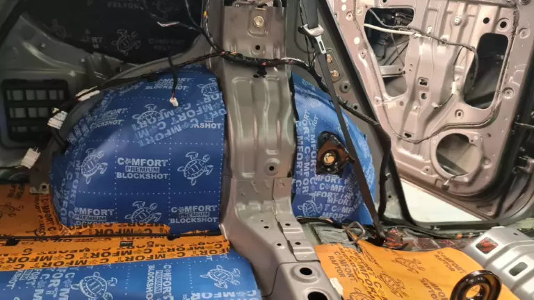 Шумоизоляция багажника GAC GS3-8