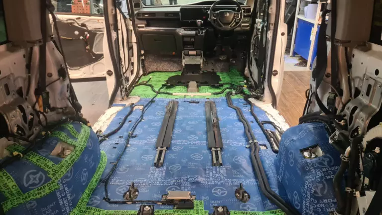 Honda Stepwgn пол 3