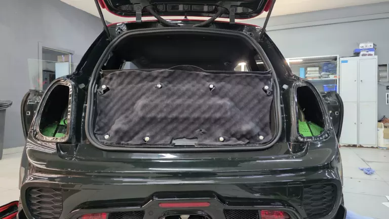 Шумоизоляция дверей Mini Cooper Clubman-3