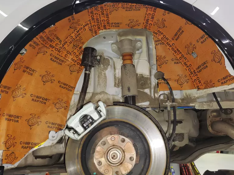 Шумоизоляция арок Voyah Free-2