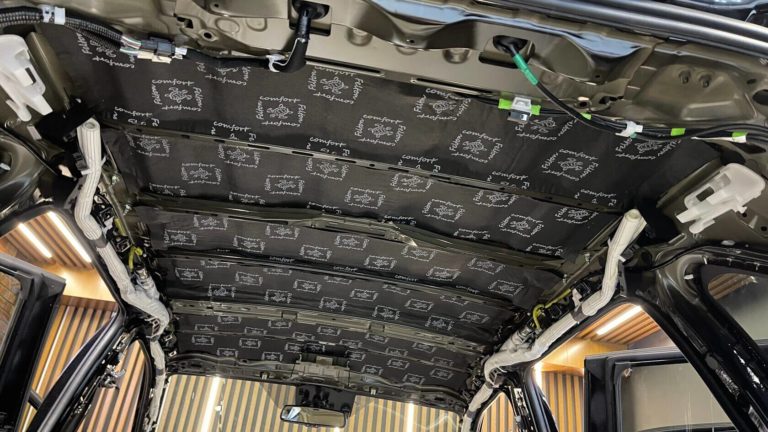 Шумозоляция Toyota RAV4 2021 потолок 3