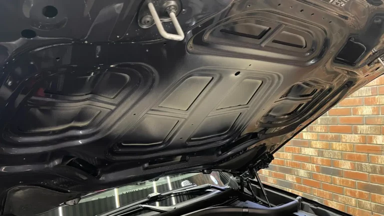 Шумоизоляция капота 1 BMW X5 2021