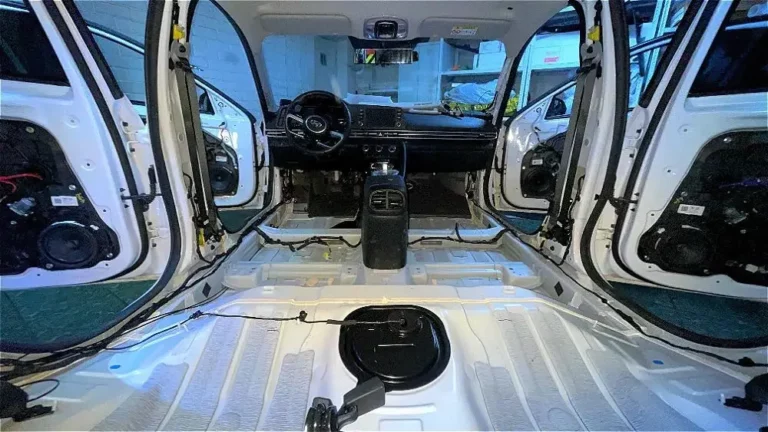 Шумоизоляция полаHyunda Elantra 2020-1