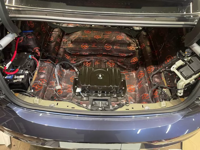 Шумоизоляция багажника Volvo S90-4
